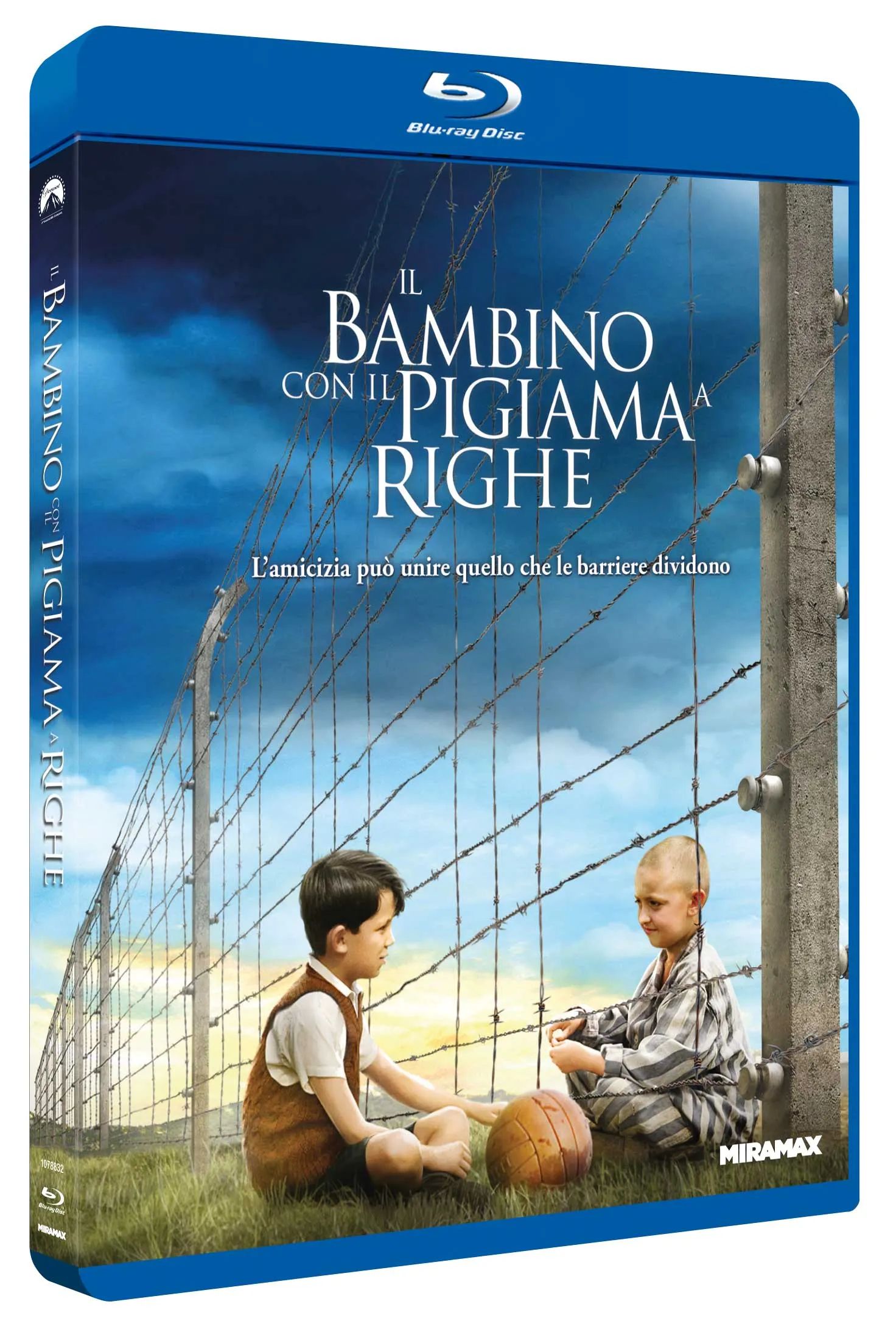 Il bambino con il pigiama a righe